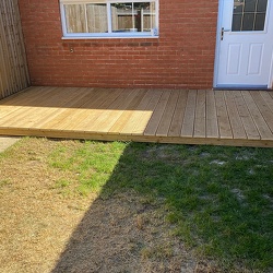 Fencing & decking